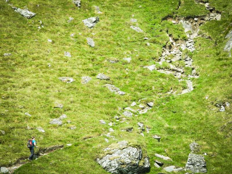 Closer shot of one of the slightly trickier parts where there are quite a few loose stones