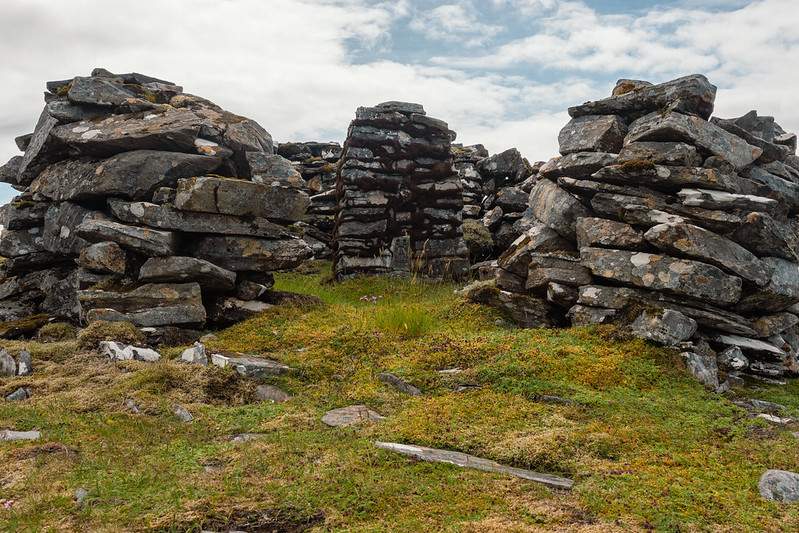 Shelter near Carn Liath